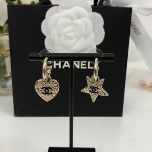 Chanel five-pointed star heart earrings